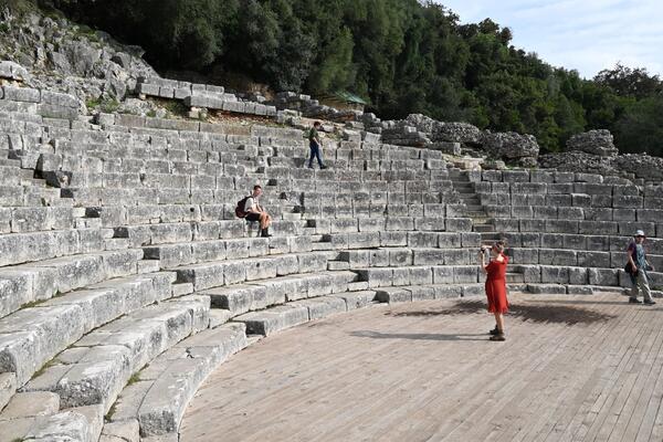 Sa puta kroz Albaniju: Butrint i Đirokastra