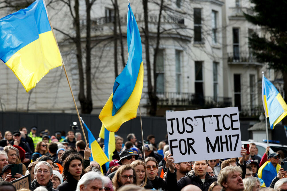 <p>Sjedinjene Američke Države (SAD) predložile su Generalnoj skupštini UN-a nacrt rezolucije u kojem se poziva na "brzo okončanje" sukoba u Ukrajini, ali se ne pominje poštovanje teritorijalnog integriteta te zemlje</p>