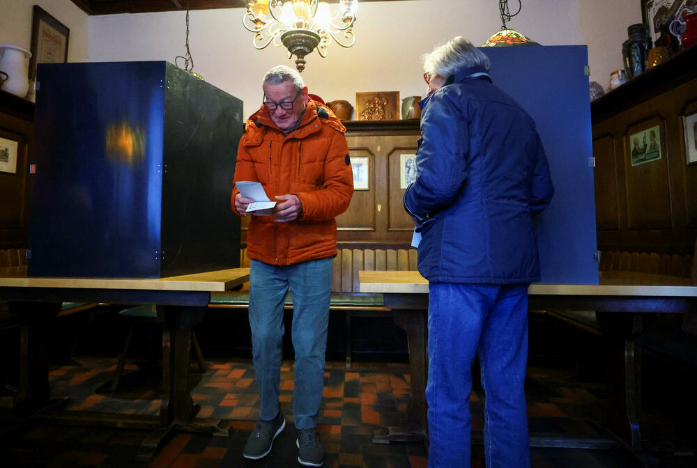 <p>Izlaznost na izborima bila 84 odsto. U Bundestag ulaze još Zeleni i Ljevica. BSW je na granici 4,9 ili 5 odsto. Liberali ispod cenzusa</p>