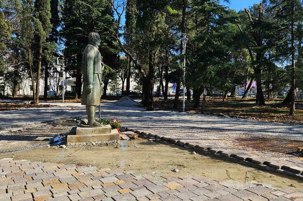 Predviđen plato oko spomenika: Karađorđev park, Foto: Danilo Misita