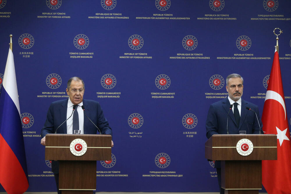 Sergej Lavrov i Hakan Fidan na zajedničkoj konferenciji za novinare za novinare, Foto: Reuters