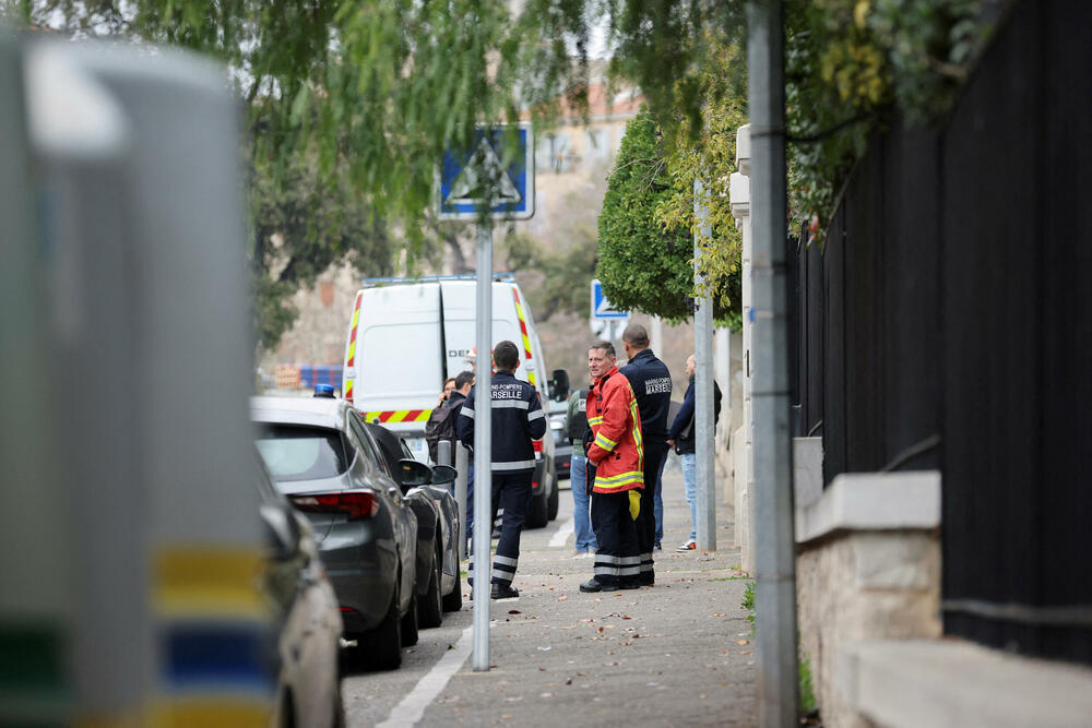 <p>Povrijeđenih nije bilo, navela je policija</p>