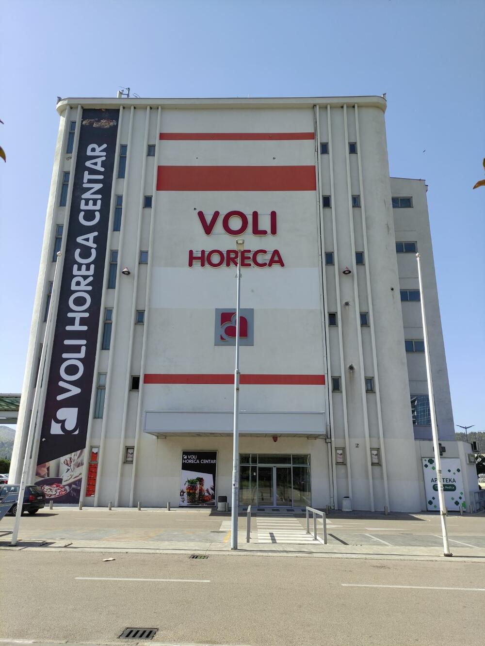 <p>Dragi potrošači,</p>  <p> </p>  <p>Želimo vam iskreno zahvaliti na ukazanom povjerenju i snažnoj podršci u svjetlu izazova s kojima smo se suočili. Vaša reakcija jasno je pokazala da vjerujete u nas i da ste na strani istine, a mi smo odlučni da to povjerenje i dalje opravdavamo.</p>