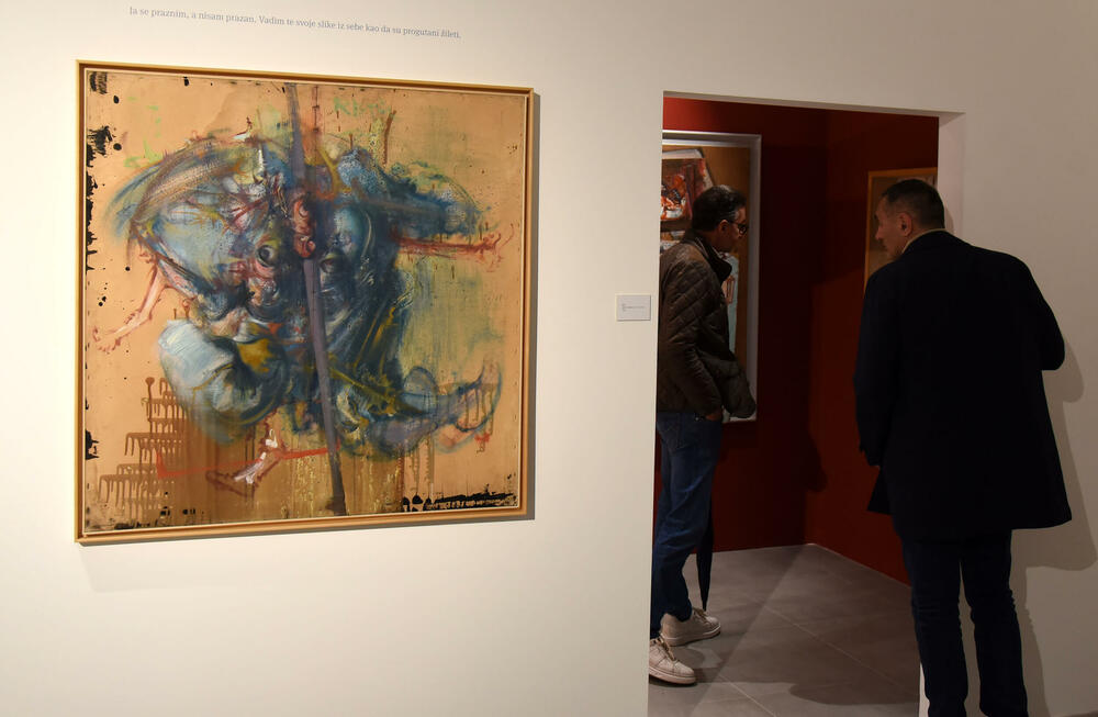 <p>Izložba djela Miodraga Dada Đurića otvorena je večeras u Crnogorskoj akademiji nauka i umjetnosti, u saradnji sa Fondacijom "Luča Artis". Upućena inicijativa da predstavljena kolekcija Novice Jovovića postane javno dobro, što je pozdravio i predsjednik Crne Gore, Jakov Milatović</p>