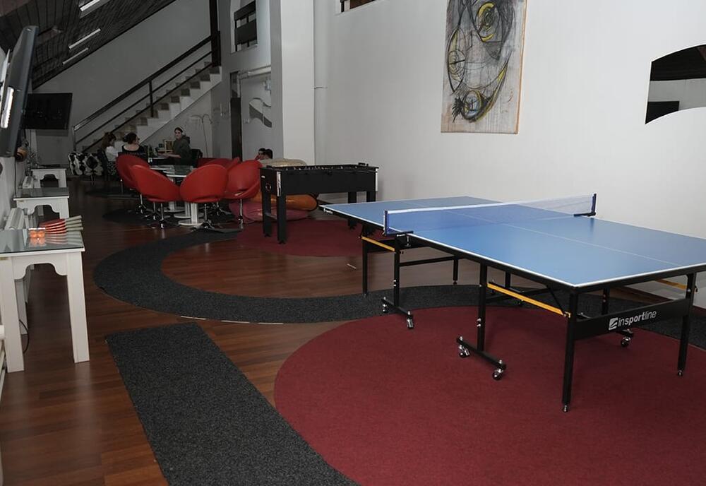 <p>Ministarka Jakšić Stojanović i gradonačelnik Đurašković posjetili obrazovno-vaspitne ustanove na Cetinju</p>