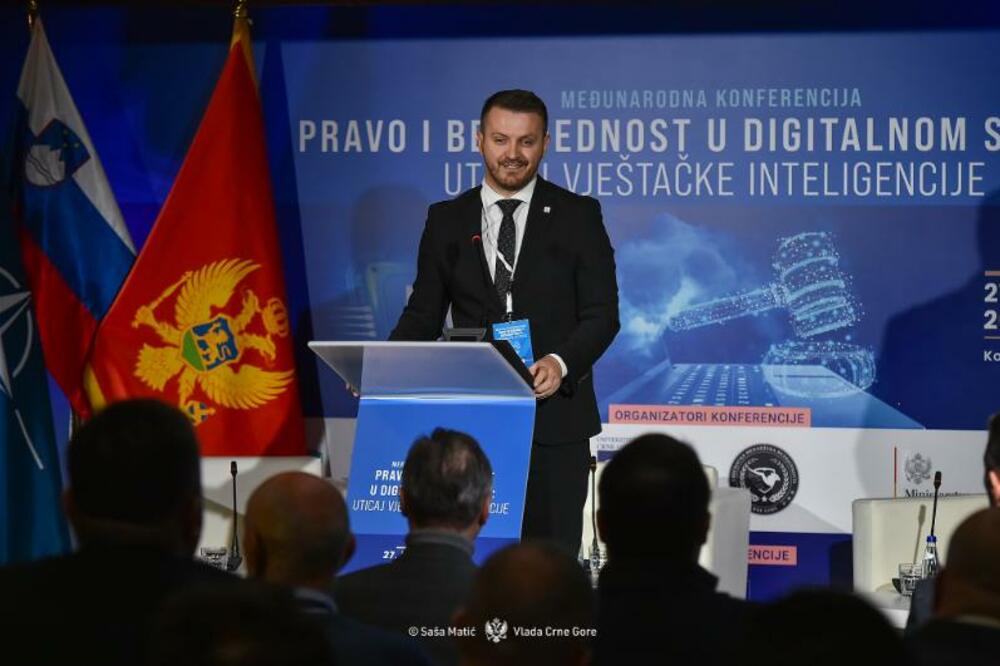 Foto: Međunarodnoj konferenciji “Pravo i bezbjednost u digitalnom svijetu