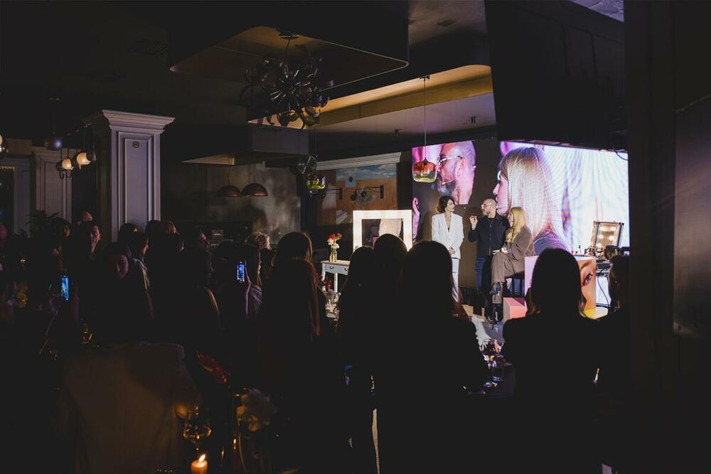 <p>U ekskluzivnom ambijentu restorana 100 manira, 27. februara, uz prisustvo istaknutih predstavnika biznisa, medija i javnog života, makeup brend Artdeco zvanično je predstavljen crnogorskom tržištu.</p>