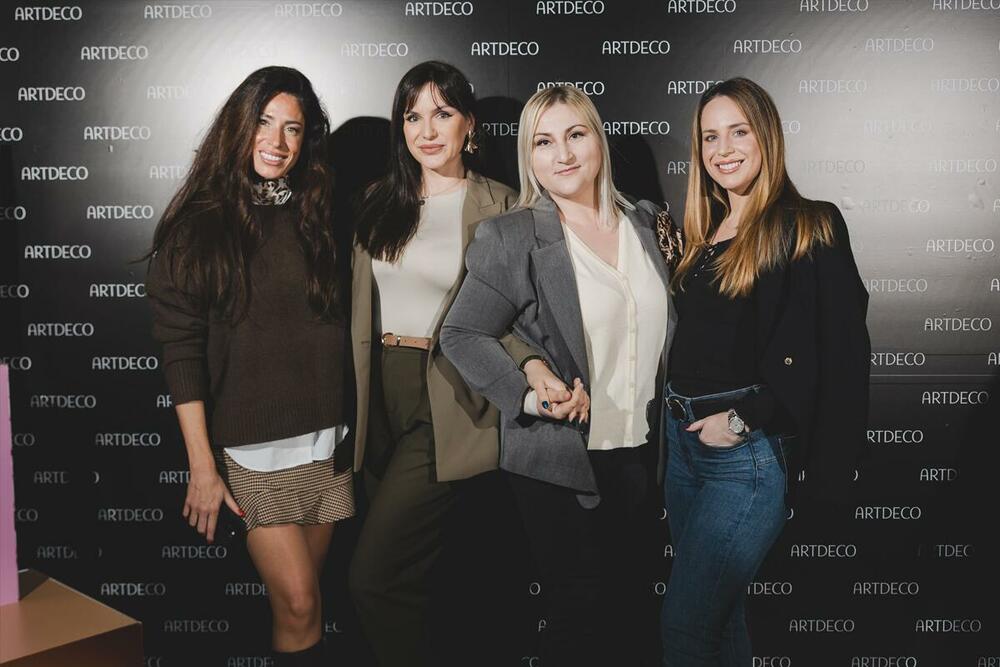 <p>U ekskluzivnom ambijentu restorana 100 manira, 27. februara, uz prisustvo istaknutih predstavnika biznisa, medija i javnog života, makeup brend Artdeco zvanično je predstavljen crnogorskom tržištu.</p>