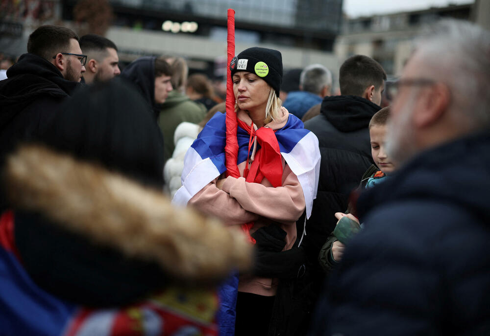 <p>Glavna dešavanja na protestu planirana su od 17.52 do 20 časova. Za tada je najavljen nastup dječijeg hora, govor studenata, "Studentski edikt", nastup blokadnog hora, performans studenata i glumaca</p>