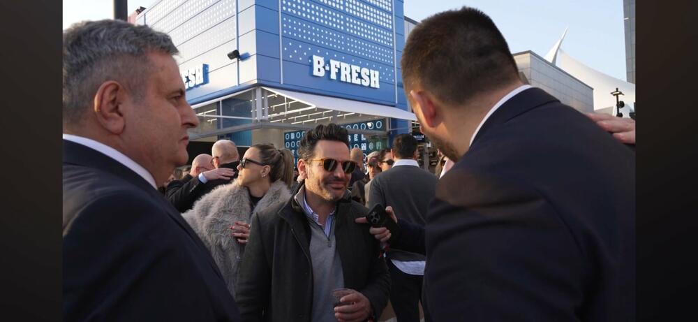 <p>Na radnom ručku, osim Kovačevića, počasnog konzula i predstavnika kompanije BIG, bili su i crnogorski ministar prostornog planiranja, urbanizma i državne imovine Slaven Radunović, kao i predstavnici drugih značajnih kompanija iz Izraela</p>