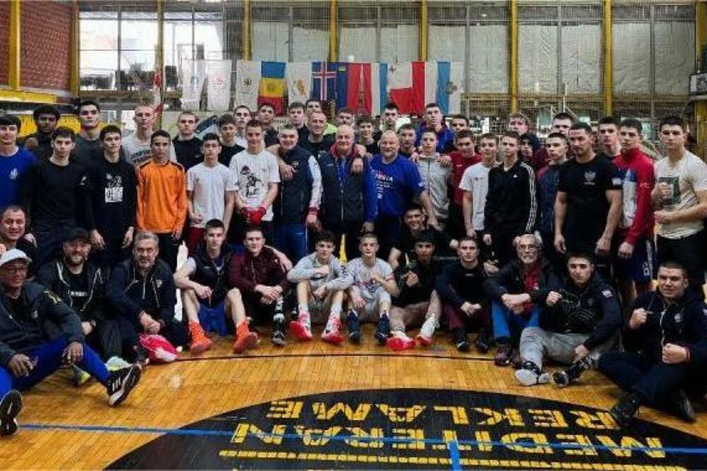 Marković pokazao na kampu da je spreman za ring, Foto: BSCG