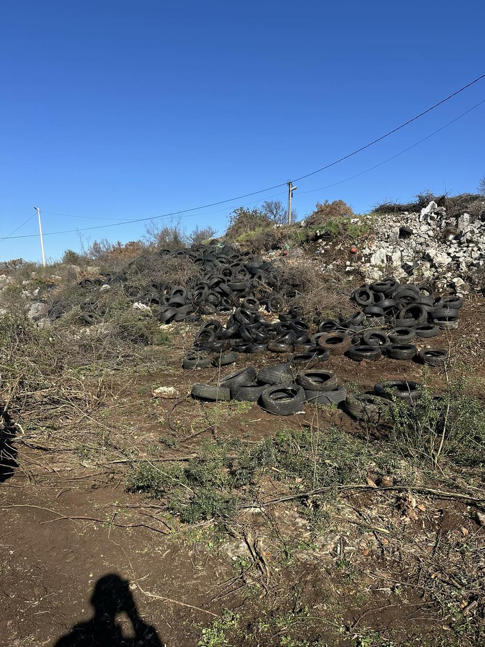 <p>Iz Čistoće su istakli da su na izuzetno nepristupačnom terenu viđene slike koje ponovo opominju da moramo mijenjati svijest i preuzeti odgovornost za svoje postupke.</p>