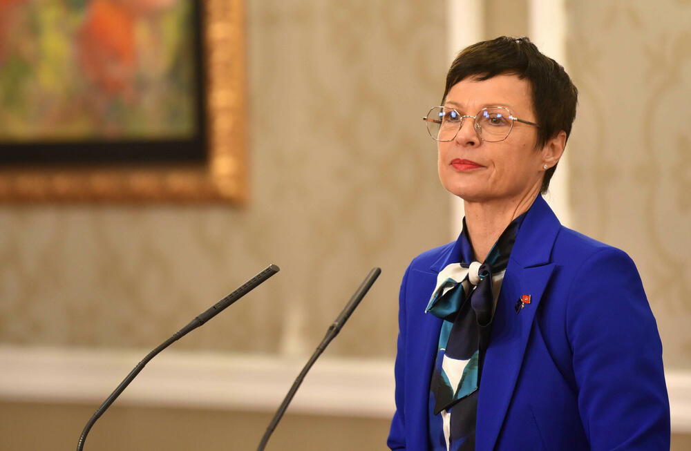 Kos odgovara na Vučićeve uvrede: Kada se poslanici EP nazivaju...