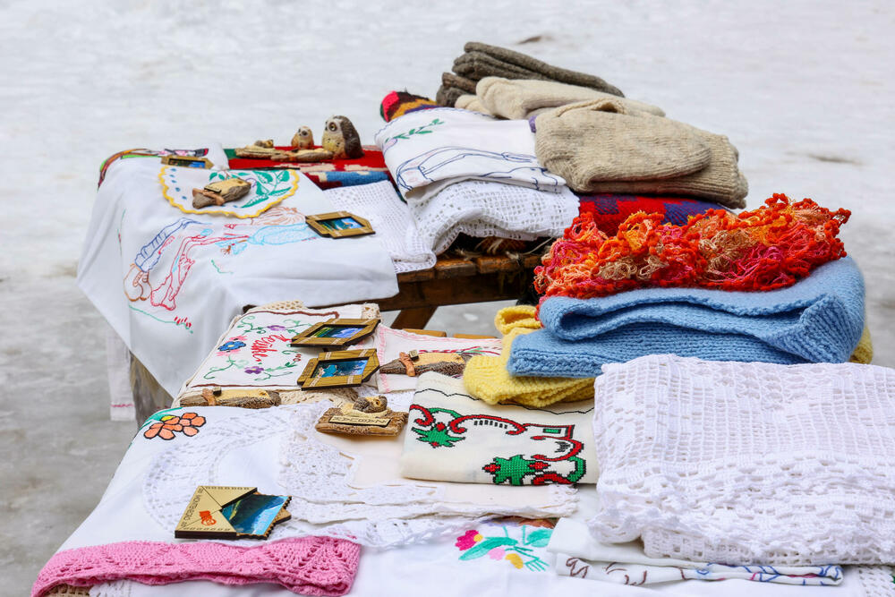 <p>Autorka izložbe “Krojevi prirode” mr Čeda Ivanović, za “Vijesti” priča o modnim kreacijama koje su dizajnirali učenici SSŠ “Spasoje Raspopović” inspirisani biljnim i životinjskim vrstama iz Crne Gore</p>