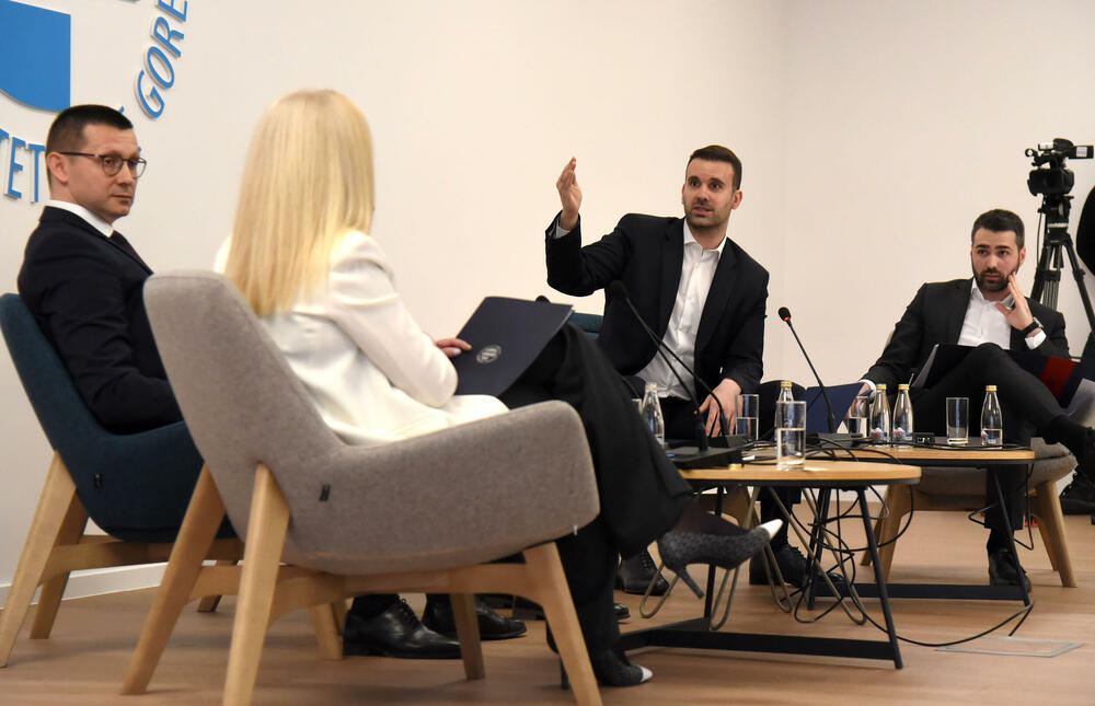 <p>"To je 80 hiljada radnih mjesta koja su legalizovana", objasnio je Spajić na panel diskusiji pod nazivom Analiza cijena i poslovanja trgovinskih lanaca u Crnoj Gori</p>