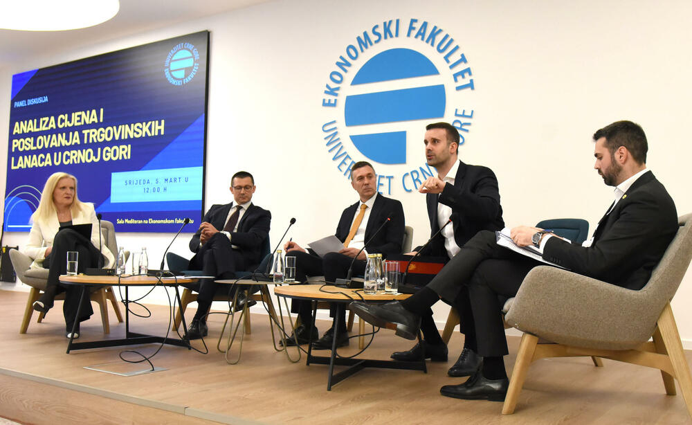 <p>"To je 80 hiljada radnih mjesta koja su legalizovana", objasnio je Spajić na panel diskusiji pod nazivom Analiza cijena i poslovanja trgovinskih lanaca u Crnoj Gori</p>