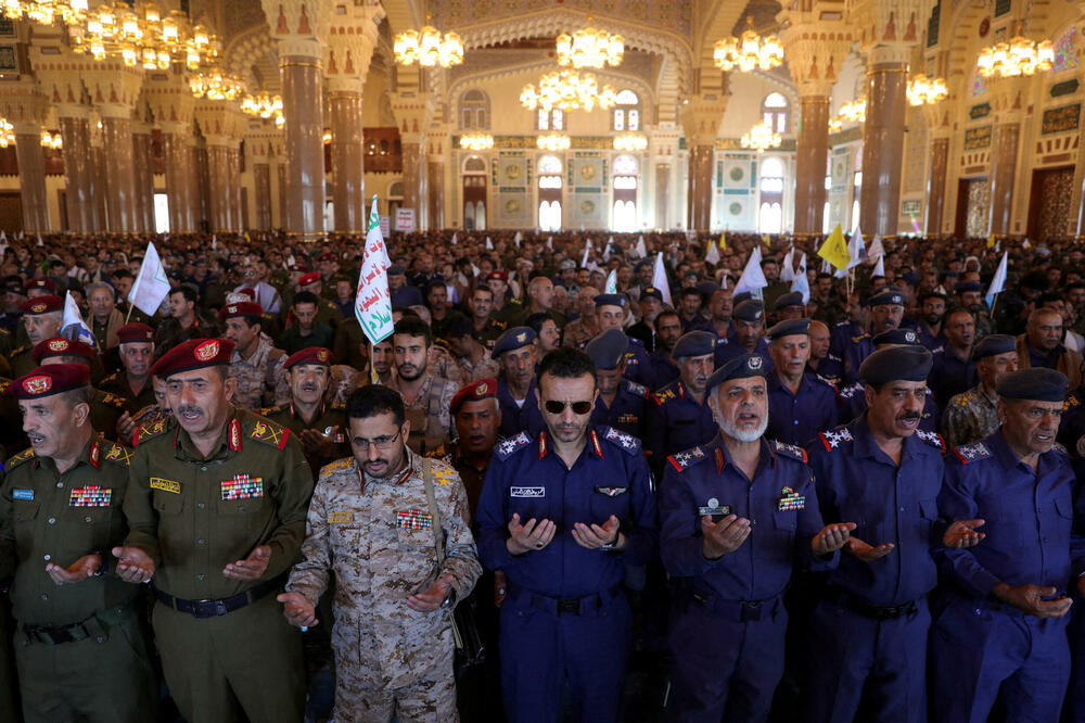 Pripadnici Huta na komemoraciji posvećenoj ubijenim liderima Hezbolaha, Foto: REUTERS