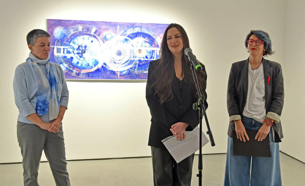 Sa otvaranje izložbe u Galeriji 'Art'