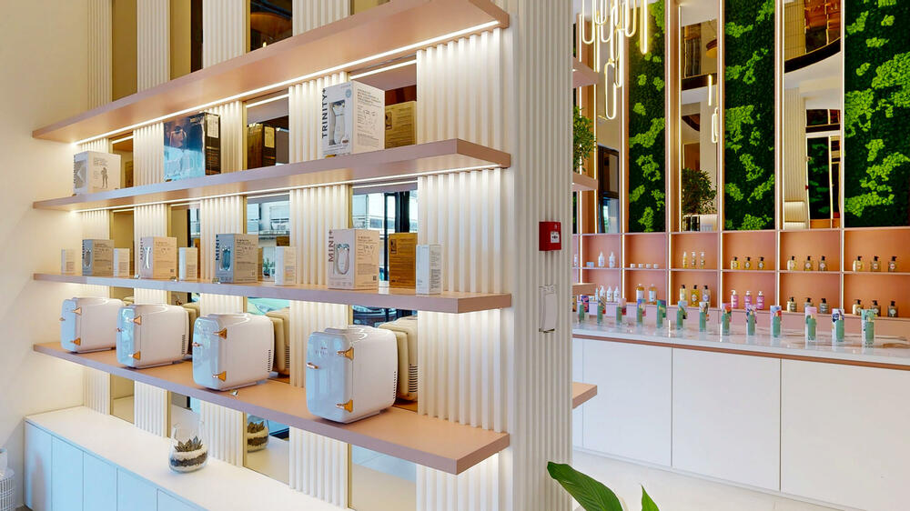 <p><em>Posjetite nas i otkrijte čistu ljepotu, bez kompromisa!</em></p>