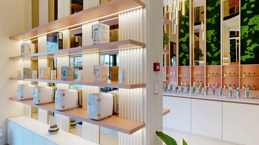 <p><em>Posjetite nas i otkrijte čistu ljepotu, bez kompromisa!</em></p>