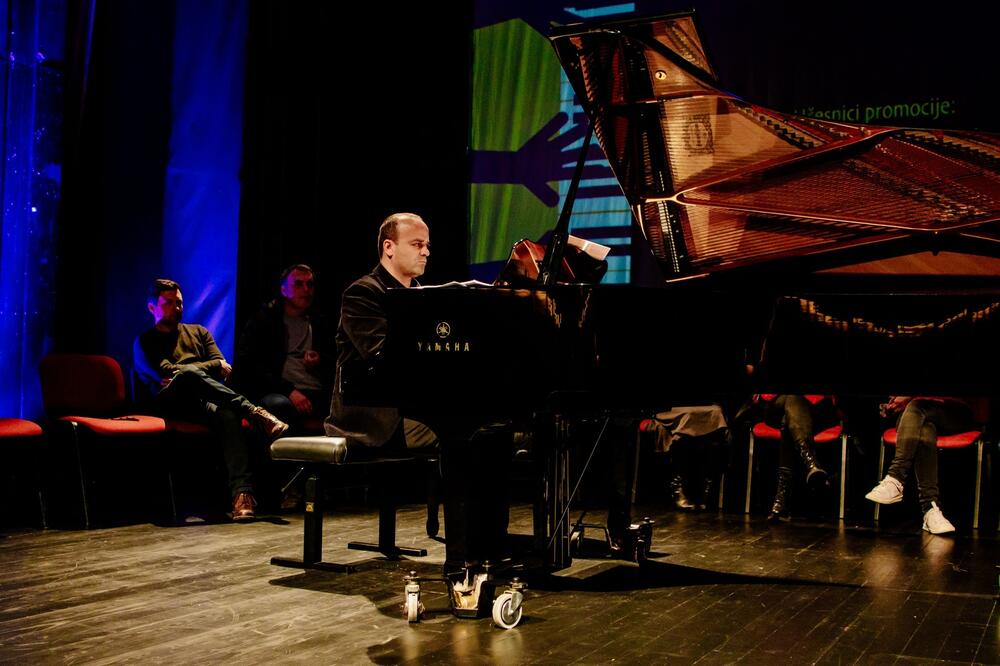 Amir Džaković, Foto: Rade Koprivica