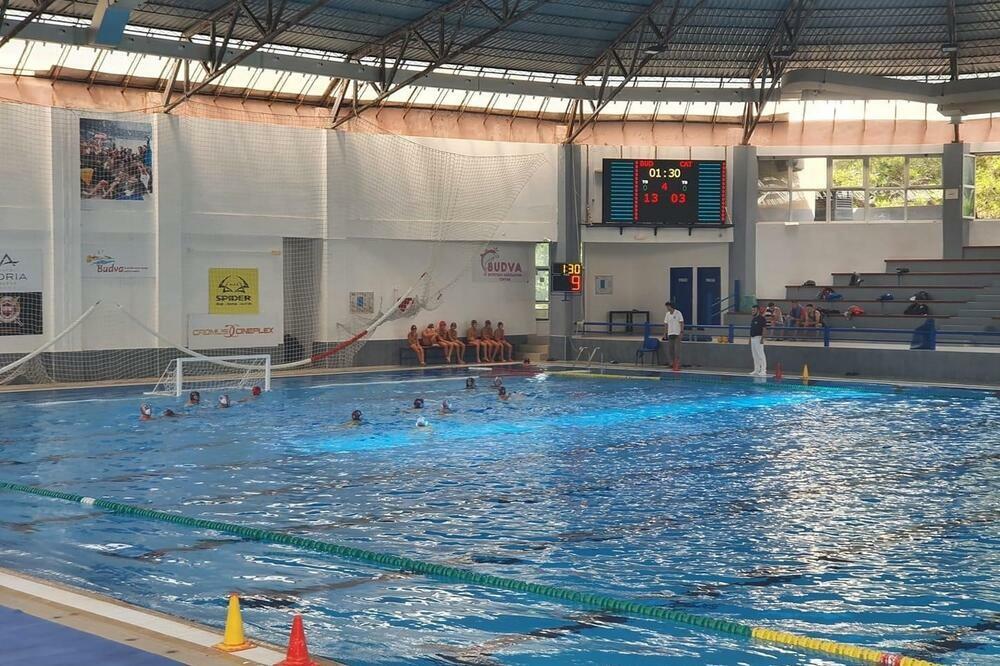 Zatvoreni bazen u Budvi, Foto: Vuk Lajović