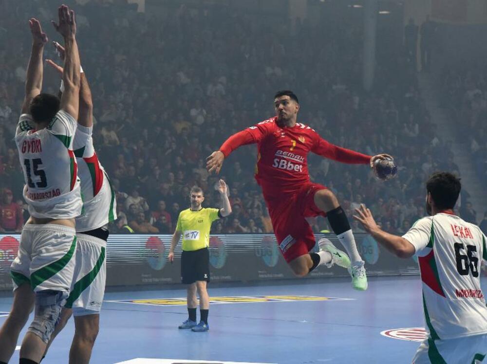 <p>Rukometaši Crne Gore u sjajnom ambijentu naše najveće dvorane poraženi od jedne od jačih ekipa Evrope</p>