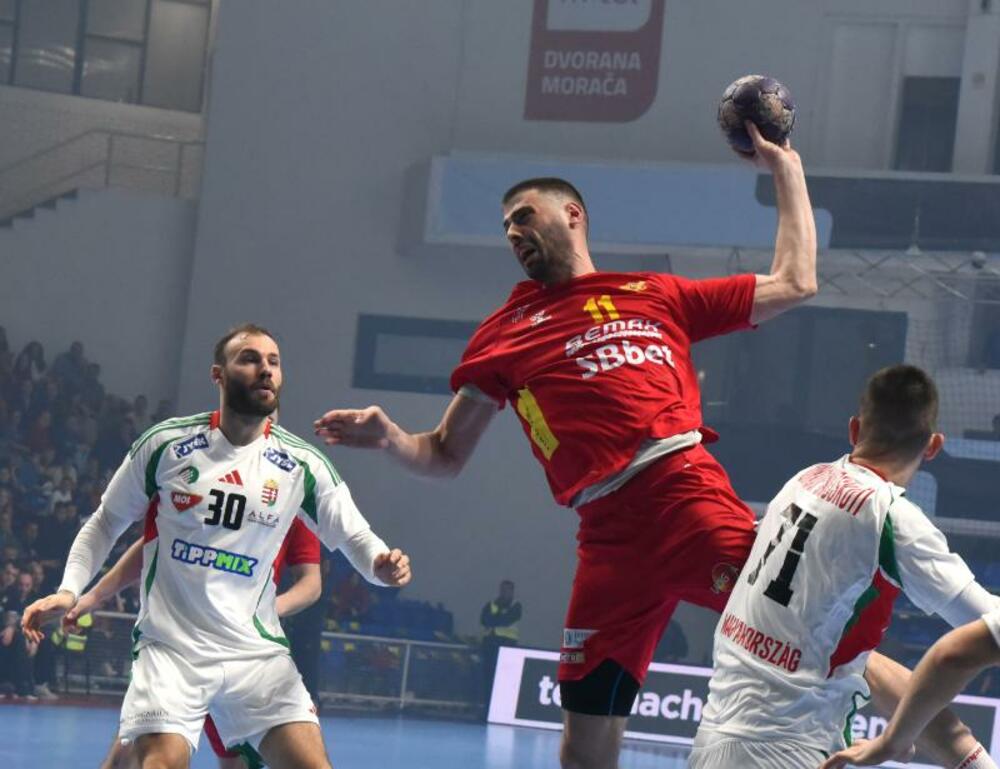 <p>Rukometaši Crne Gore u sjajnom ambijentu naše najveće dvorane poraženi od jedne od jačih ekipa Evrope</p>