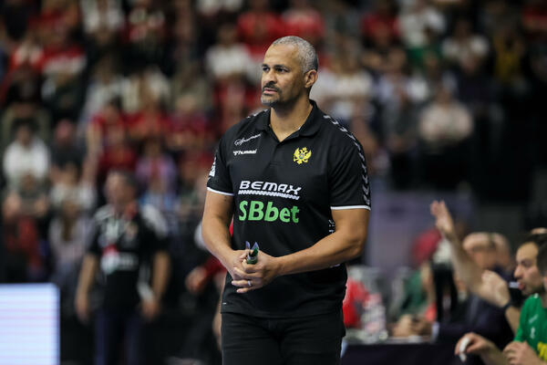 Igrači protiv selektora "lavova" zbog brutalnih metoda i toksičnog...