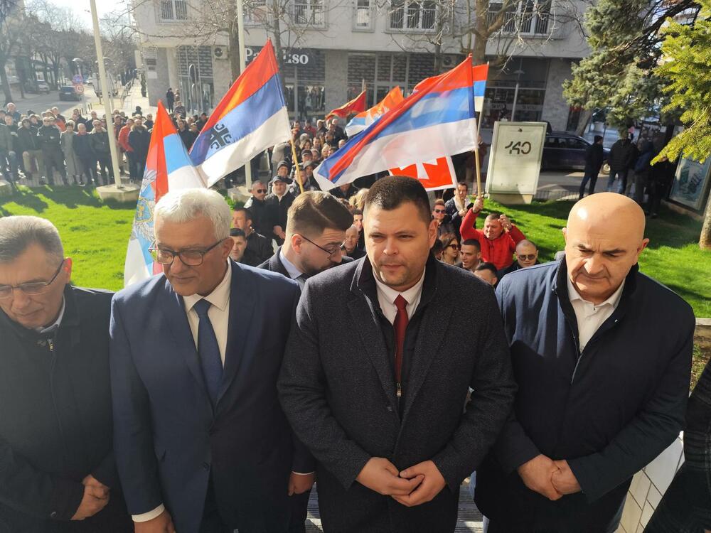 <p>Kovačević je istakao da su za vrijeme mandata realizovali 40 infrastrukturnih projekata, a da je još toliko započeto</p>