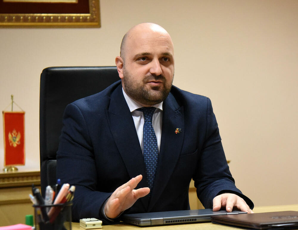 Kazna rada ima niz prednosti: Božović