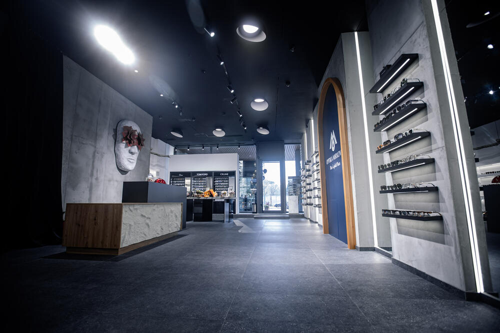 <p><em>Pozivamo sve posjetioce da dođu i otkriju jedinstvenu ponudu, kao i da iskoriste promotivnu akciju povodom otvaranja do -15% popusta na asortiman.</em></p>