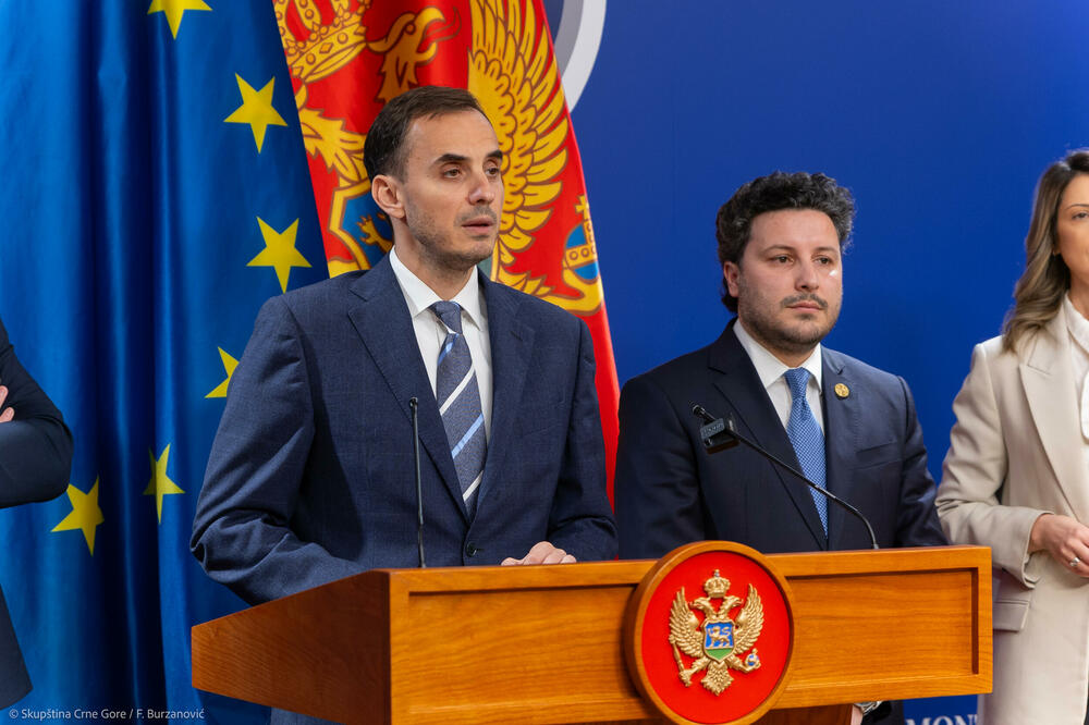 Miloš Konatar, Građanski pokret URA