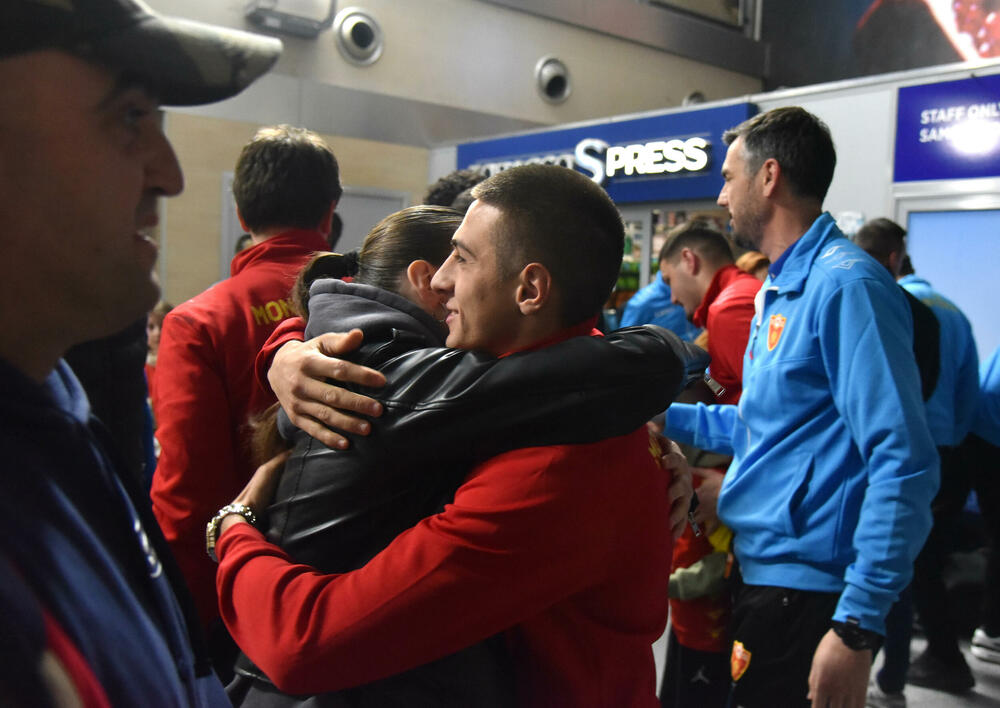 <p>Prva crnogorska fudbalska selekcija koja je izborila plasman na veliko takmičenje - osam najbolji u Evropi</p>