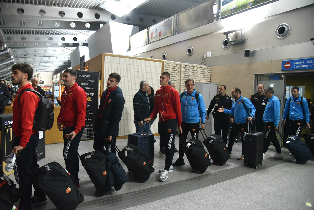 <p>Prva crnogorska fudbalska selekcija koja je izborila plasman na veliko takmičenje - osam najbolji u Evropi</p>