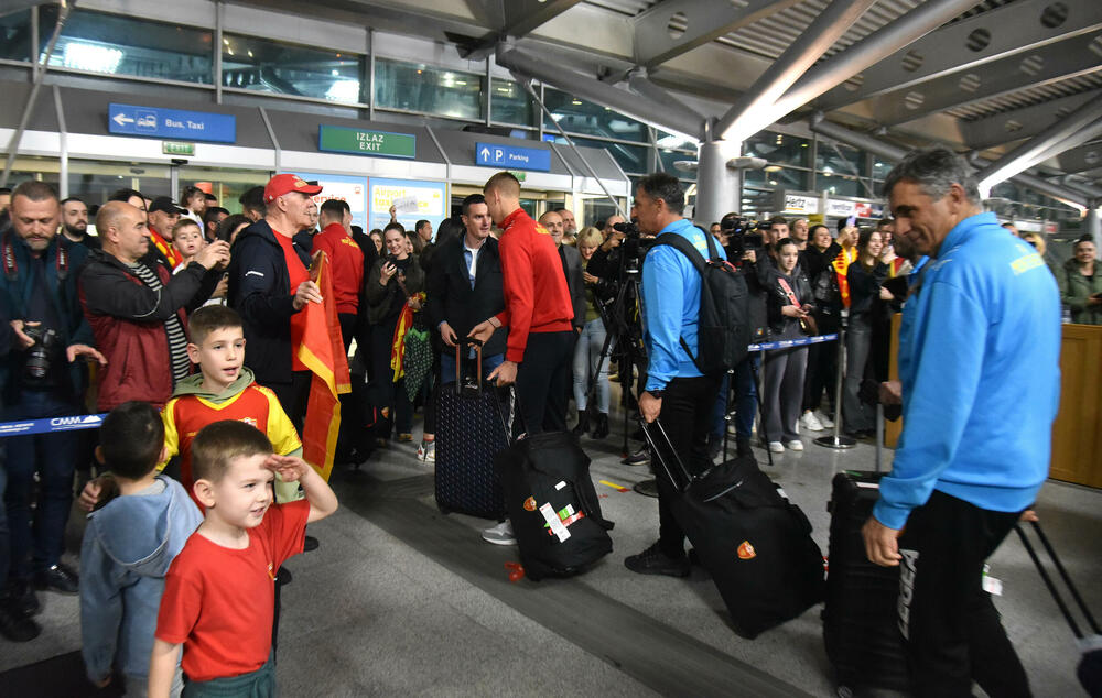 <p>Prva crnogorska fudbalska selekcija koja je izborila plasman na veliko takmičenje - osam najbolji u Evropi</p>