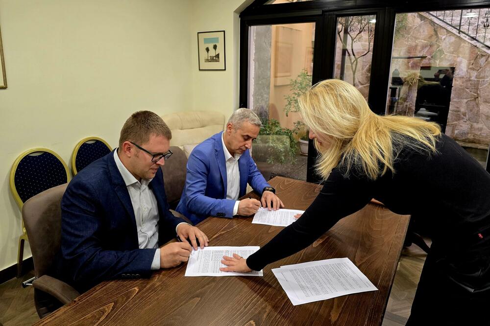 Sa potpisivanja ugovora, Foto: igalospa.com
