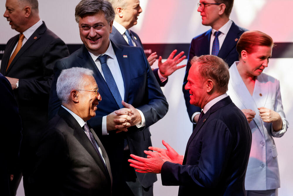 Državnici na današnjem samitu