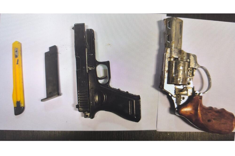 Pronađeno oružje, Foto: Uprava policije