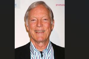 Preminuo Ričard Čemberlen, zvijezda serije „Ptice umiru pjevajući“