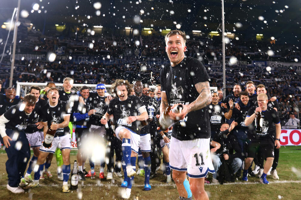 Veliko slavlje u Bilefeldu nakon plasmana u finale, Foto: Reuters