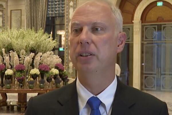 Посланники Трампа и Путина заявляют, что в Давосе состоялась встреча по Украине...