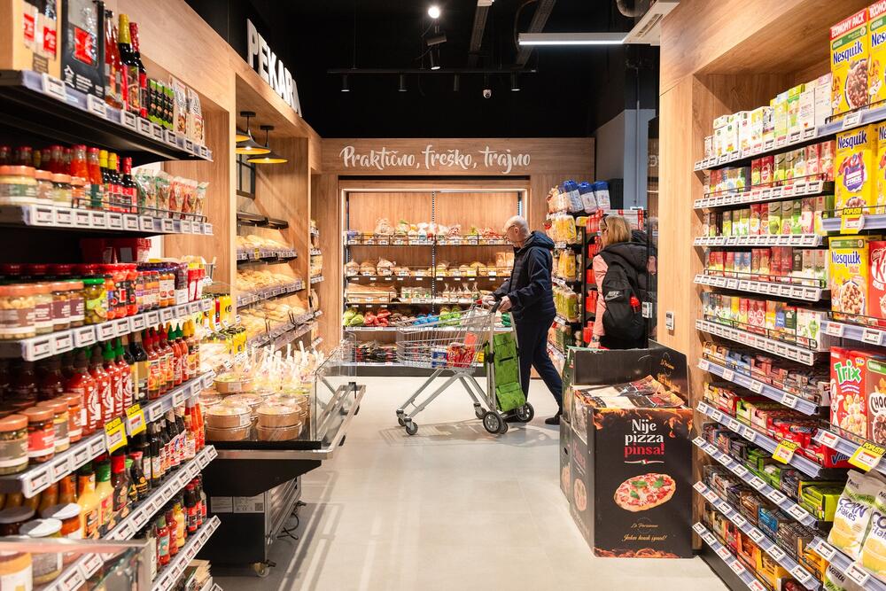 <p>U Podgorici, u Moskovskoj ulici, ponovo otvara svoja vrata jedan od omiljenih marketa našeg lanca!</p>