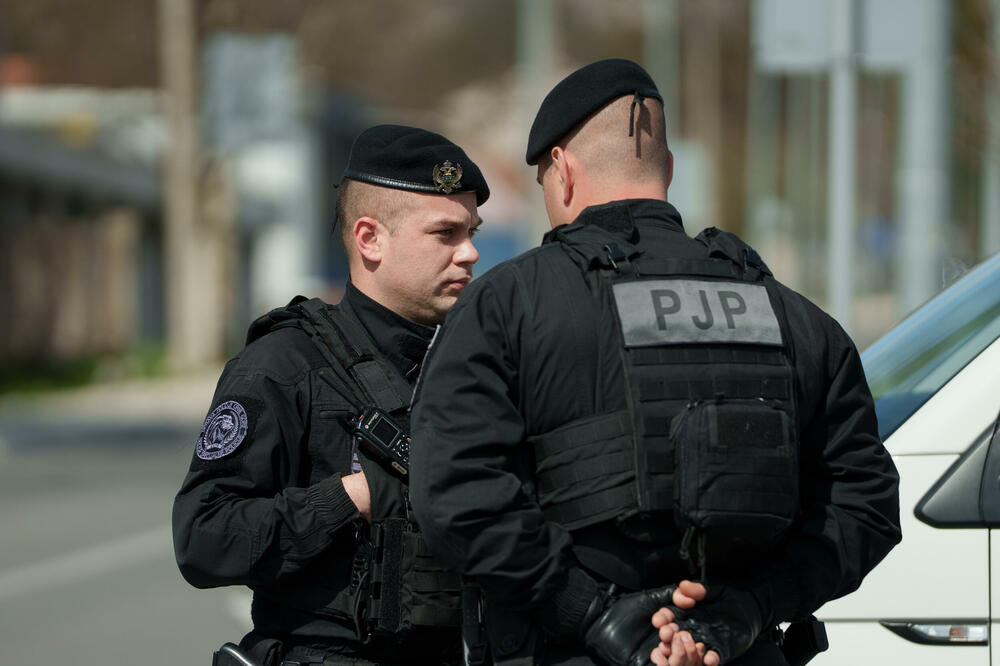 Pripadnici PJP-a na Cetinju, Foto: Uprava policije
