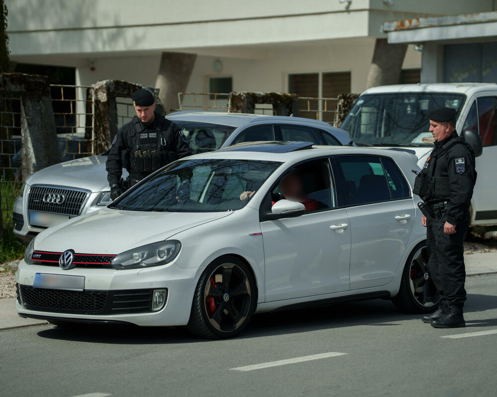 <p>"Primarni fokus Posebne jedinice policije je efikasno suzbijanje i sprečavanje nasilja i krivičnih djela, uz kontinuiranu kontrolu lica i vozila kroz strateški raspoređene patrole i prisustvo na ključnim lokacijama", rekli su iz Uprave policije</p>
