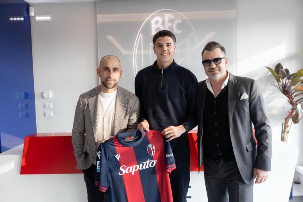 Kavaljere (desno) sa Bodinom Tomaševićem i legendom Bolonje Markom di Vajom, Foto: Privatna arhiva