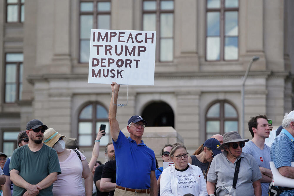 <p>Skupovi su bili mirni i nije bilo izvještaja o hapšenjima</p>