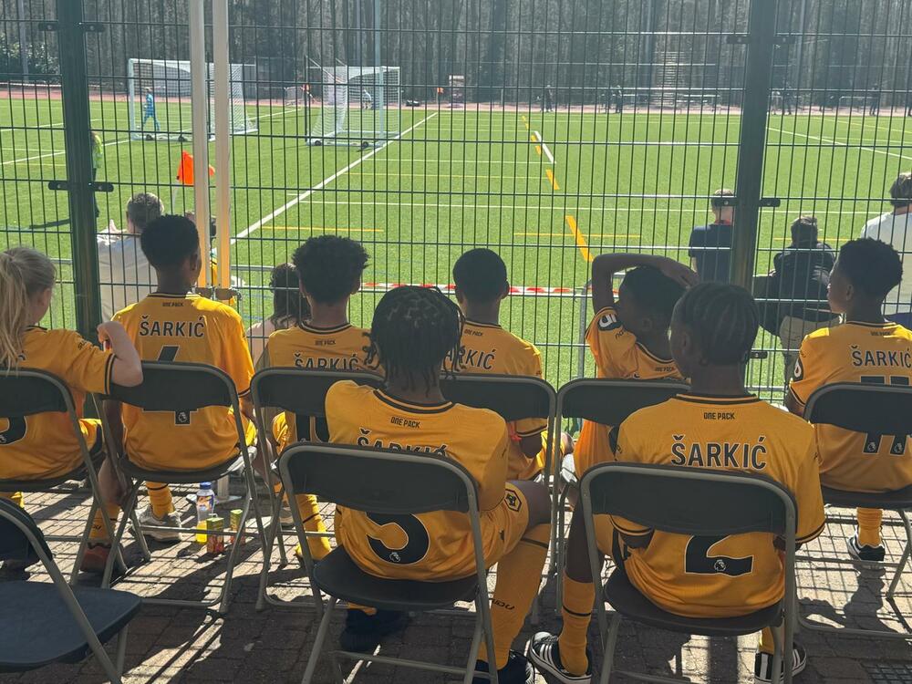 <p>Turnir u kojem su učestvovali Matijini bivši klubovi, kao i klubovi gosti iz Belgije, osvojili su dječaci Antverpena. Standard drugi, Milvol treći</p>