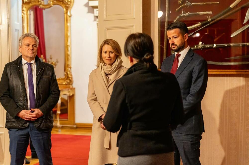 <p>Milatović je ocijenio da posjeta visoke predstavnice EU Kaje Kalas dolazi u ključnom trenutku za region i njegov evropski put te da je nastavak politike proširenja i integracija zemalja Zapadnog Balkana važno pitanje koje može pokazati snagu Evropske unije</p>