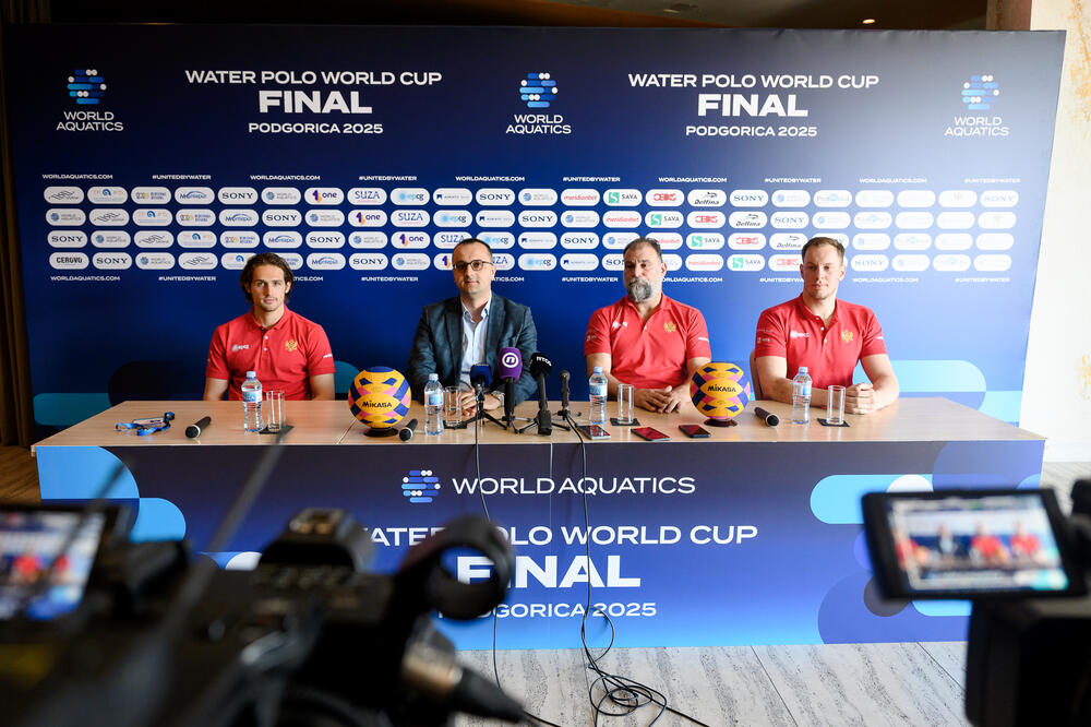 Sa presa pred start Svjetske lige